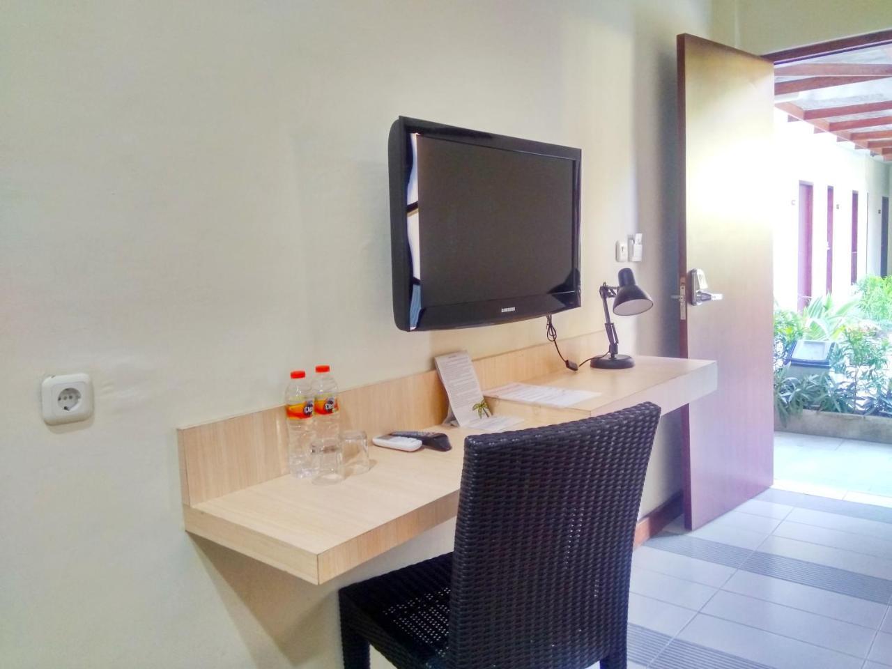 Reddoorz Near Legian Street Hotel Exterior foto