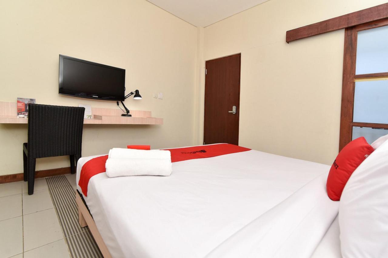 Reddoorz Near Legian Street Hotel Exterior foto